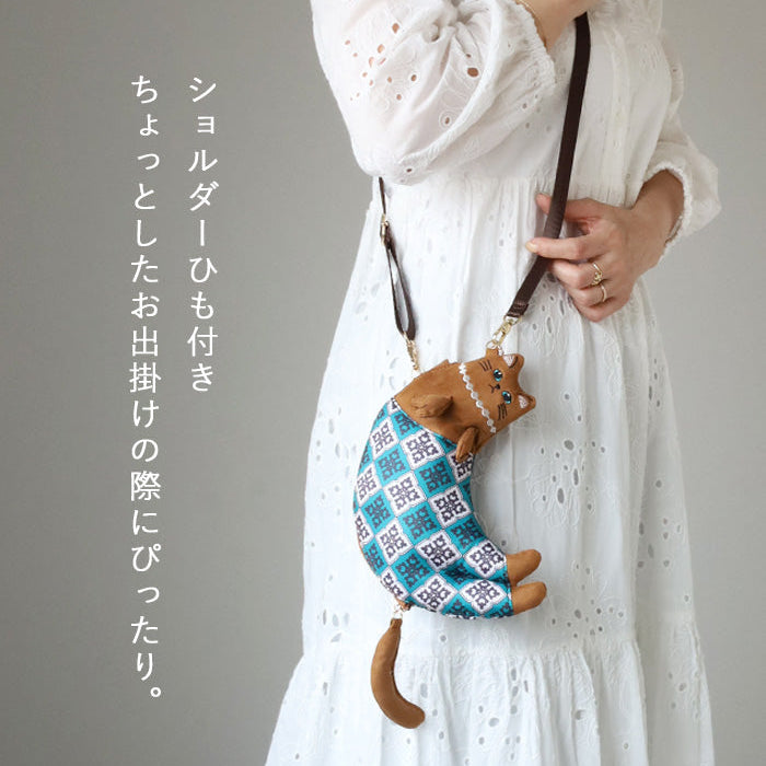 思わず、「なにその子！」と声をかけられそうな ちょっと不思議で、とびきり愛らしい猫たちが届きました！