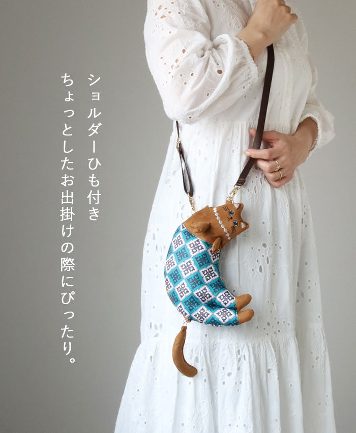 思わず、「なにその子！」と声をかけられそうな ちょっと不思議で、とびきり愛らしい猫たちが届きました！