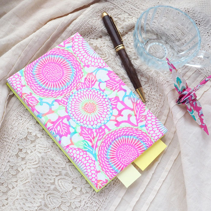 京都 尚雅堂 友禅朱印帖  goen neon  N-4 [23214] 和柄 御朱印帳 大判サイズ 蛇腹タイプ