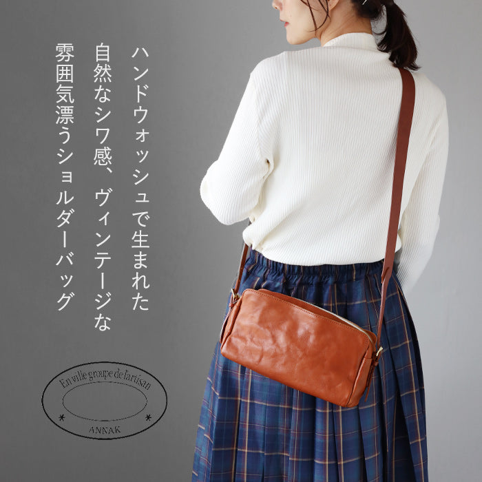 ANNAK（アナック） あおりポケット付き ショルダーバッグ 栃木レザー