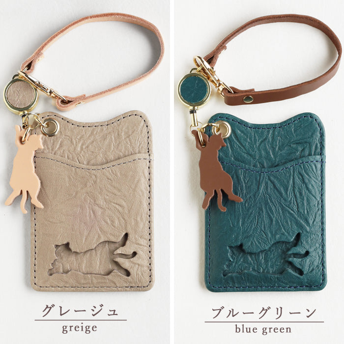 aoneco(アオネコ) リール付き パスケース [an004] 革製品を手がけるwajiさんの保護猫プロジェクト ネコ 猫 定期入れ 可愛い オシャレ ベージュ 茶 緑 黒