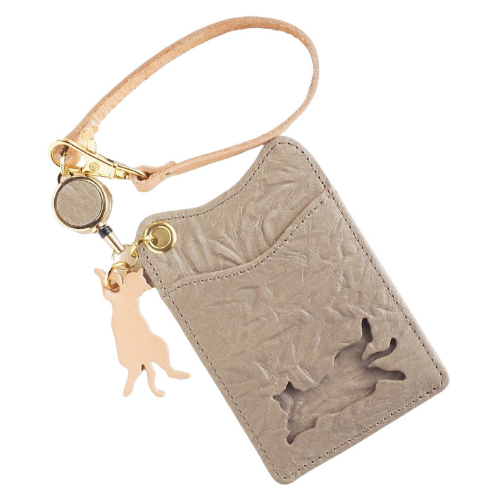 aoneco(アオネコ) リール付き パスケース [an004] 革製品を手がけるwajiさんの保護猫プロジェクト ネコ 猫 定期入れ 可愛い オシャレ ベージュ 茶 緑 黒