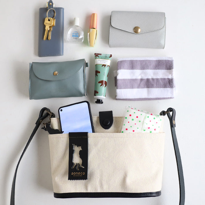 aoneco(アオネコ) ダマスク柄 バケット ミニショルダーバッグ 横型 [an031] 革製品を手がけるwajiさんの保護猫プロジェクト ネコ 猫 肩掛け ポシェット