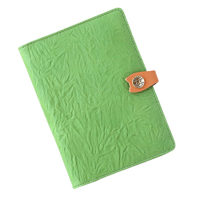 aoneco(アオネコ) A6サイズ 本革 お薬手帳カバー [an044] 革製品を手がけるwajiさんの保護猫プロジェクト 母子手帳 パスポートケース 年金手帳 猫 レザー