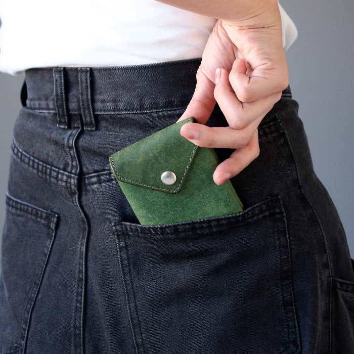 CRAMP (Cramp) Pueblo Leather Slim Wallet, Bifold Wallet for Men and Women [CR-175PB]