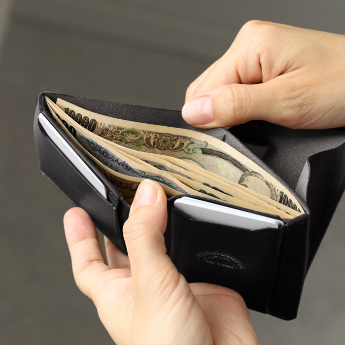 CRAMP Bridle Leather Garcon Bi-fold Wallet (with Coin Purse) Black [CR-928SP] Taito-ku, Tokyo Leather Wallets Leather Accessories 