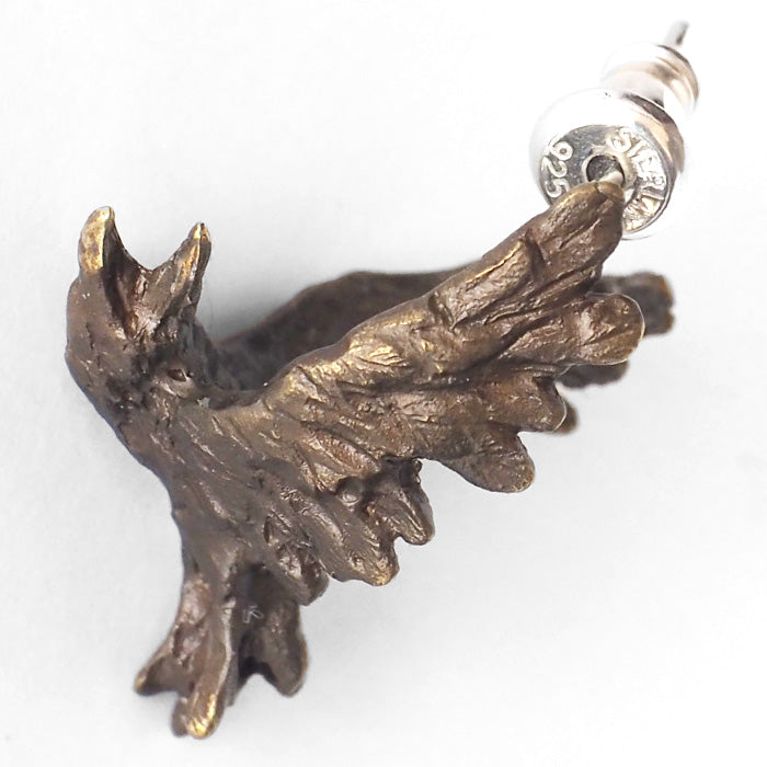 DECOvienya 手工飾品 烏鴉耳環 金色（黃銅） 煙燻飾面 單耳 [DE-079G]