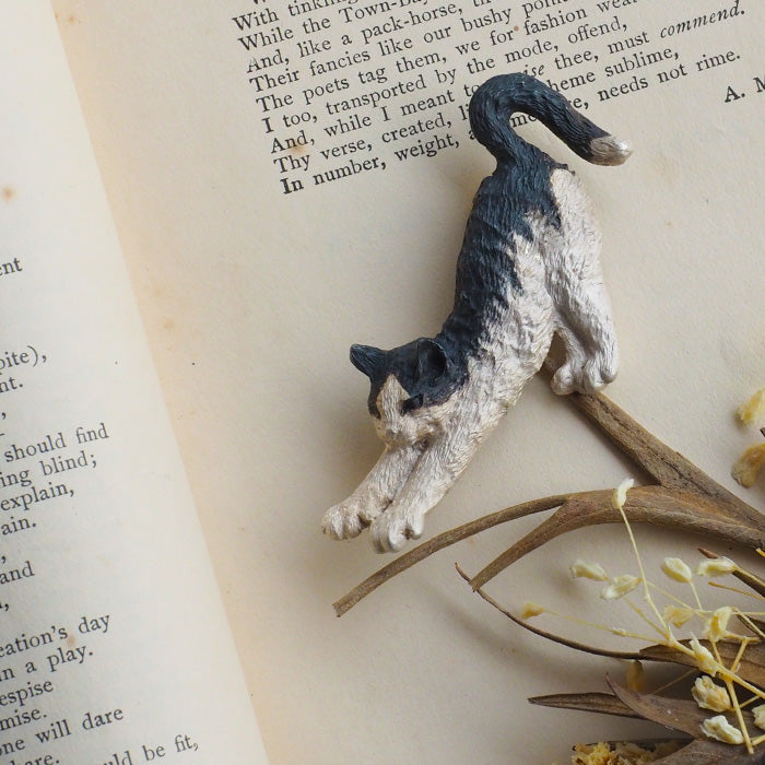 DECOvienya Handmade accessories stretch cat brooch silver [DE-126] 