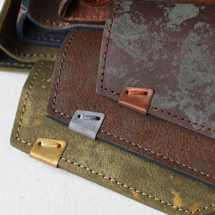 【3色】keu(ケウ) 錆エイジングレザー スキニーケース バッグ L 11.5inch メンズ レディース [H1315] waji 錆エイジングレザー 錆革 革小物 ブランド