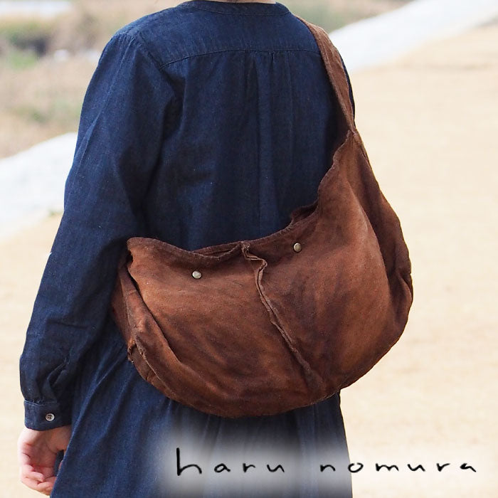haru nomura 植物染色藝術家，Haruka Nomura 天然染色亞麻包“旅行包”棕色 [HNB-001-BR] 