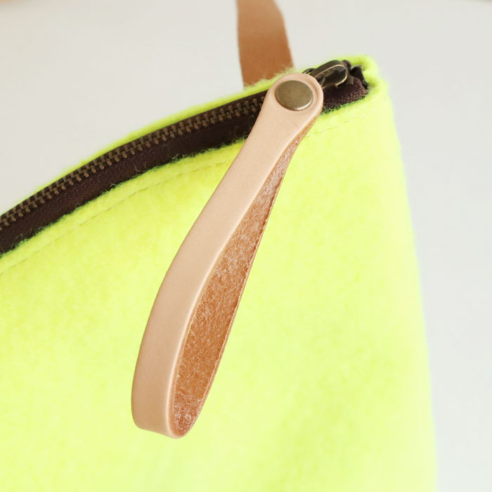 jidai(ジダイ) テニスボールフェルト アシンメトリーショルダーバッグ [J007] waji アップサイクル バッグ ブランド 肩掛け 斜めがけ