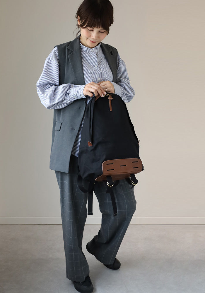 Butler Verner Sails No. 10 Paraffin Canvas Daypack Black [JA-1509-2-BK] Women's Men's Canvas Lightweight Backpack 