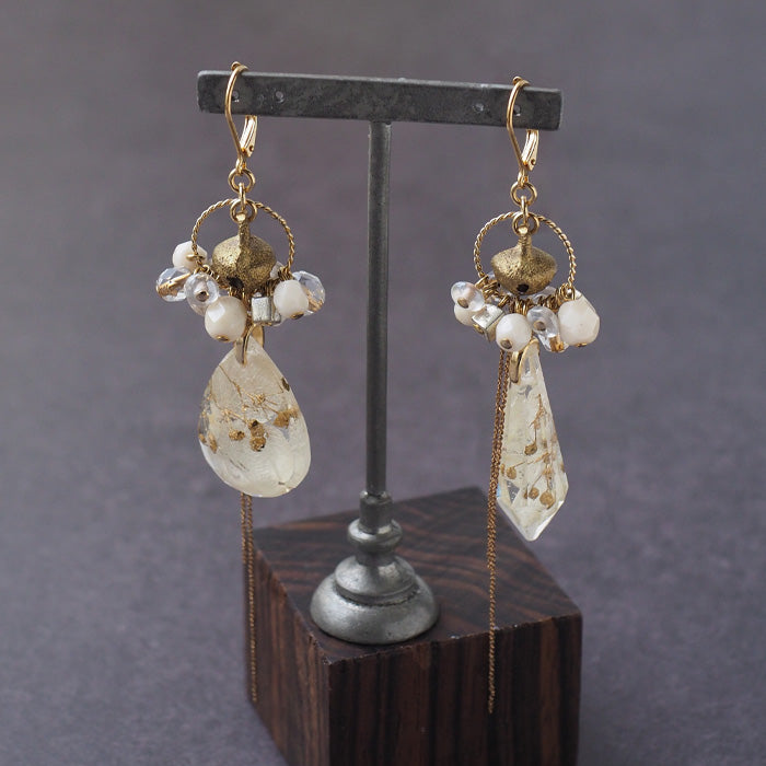 jouer avec moa? Handmade resin pierced earrings "Pas de deux" [JAM-09] Resin accessories ladies 