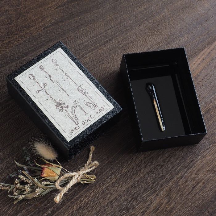 jouer avec moa? Handmade resin necklace "Shooting Star" [JAM-01] Resin accessories for women 