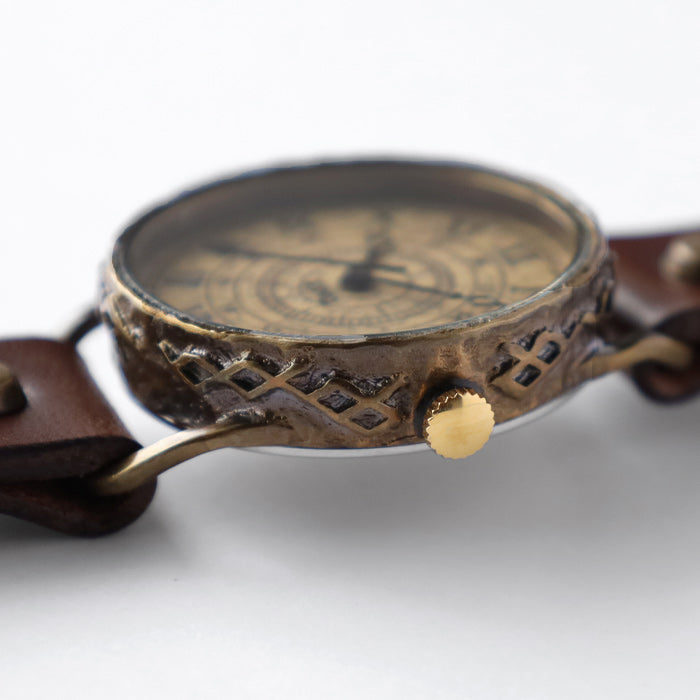 KINO(キノ) 手作り腕時計 クラック アンティーク ローマ数字 Mサイズ 真鍮 [L-9]