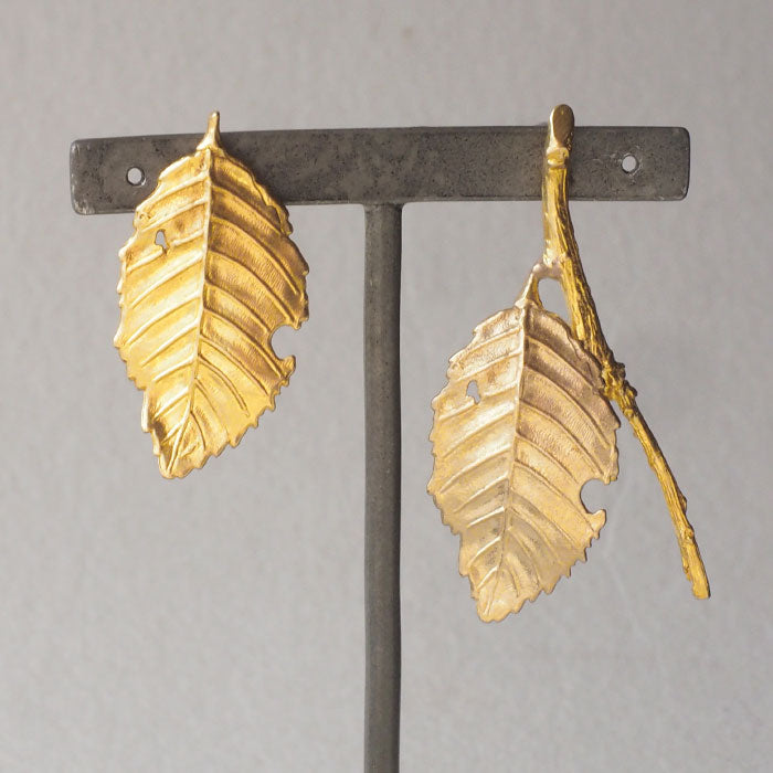 Lano Brass Leaf Earrings [LN-2232] by Tomoaki Hirano, Handmade Accessory Artist, Brand Jewelry, Leaf Design 