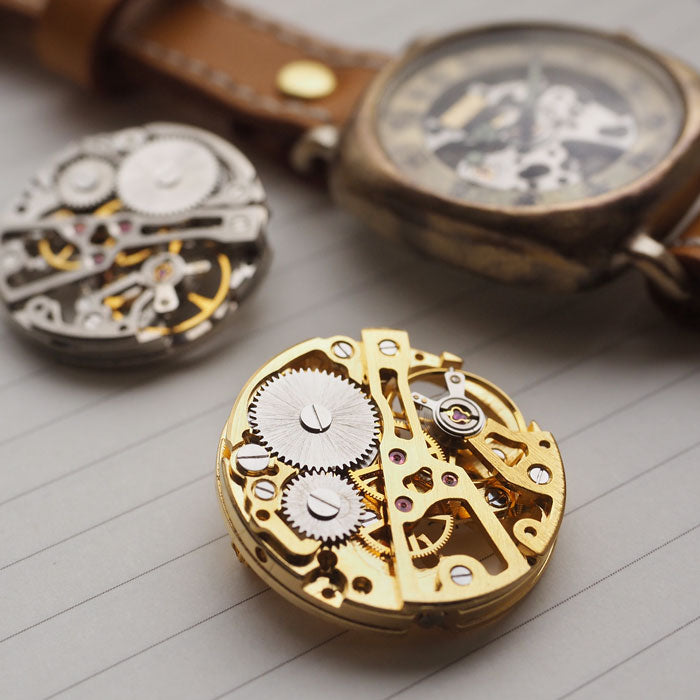Watanabe Kobo Handmade Accessories Manual Winding Movement Brooch [NW-BR-01] Men's Women's Accessories