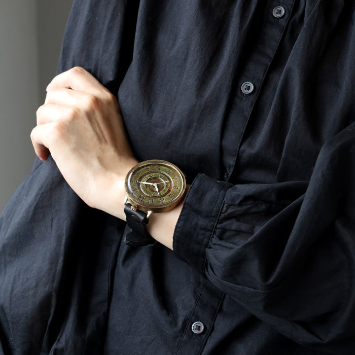 渡辺工房 手作り腕時計 “GIGATIME3-B” 50mm クォーツ [NW-JUM-201] 渡辺正明 時計作家