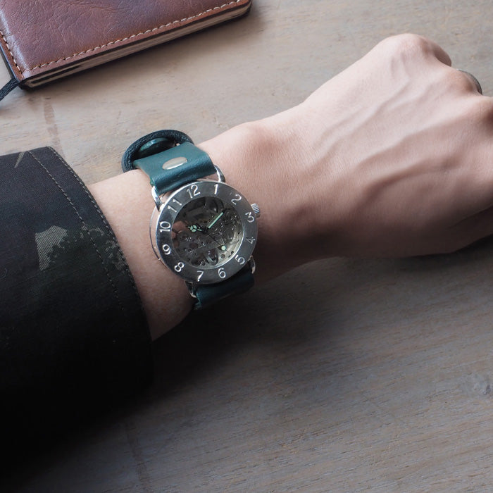 Watanabe Kobo Handmade Wristwatch Manual Winding Type Back Skeleton Jumbo Silver [NW-SHW042] 