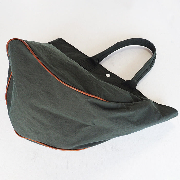 [5 colors] REAL STANDARD life lightweight water-repellent nylon tote bag "Lumie HELMETBAG" M size [PA1434] 