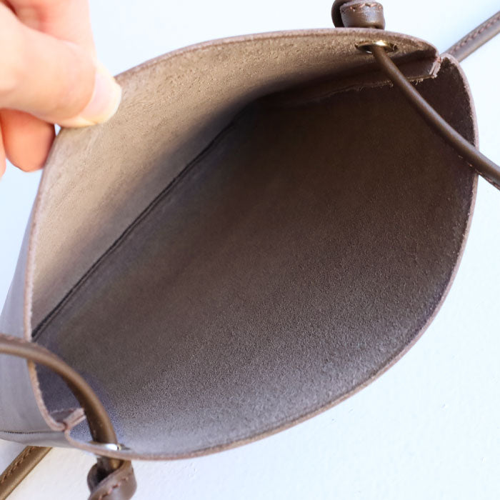 【2色】Re-ACT (リアクト) DROOIDレザー ミニサコッシュ [RA2309-008DR] レディース メンズ ショルダーバッグ