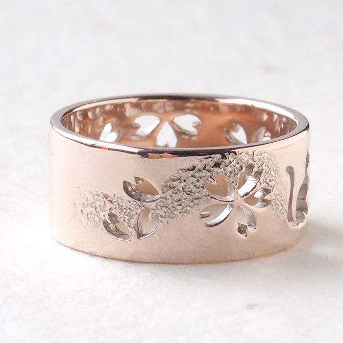 エス 和柄 アクセサリー 霞桜×猫 透かし彫リング 8mm幅 ピンクシルバー 白仕上げ レディース メンズ [S-Rn-P] ハンドメイド 手づくり ジュエリー 作家 三浦砂織