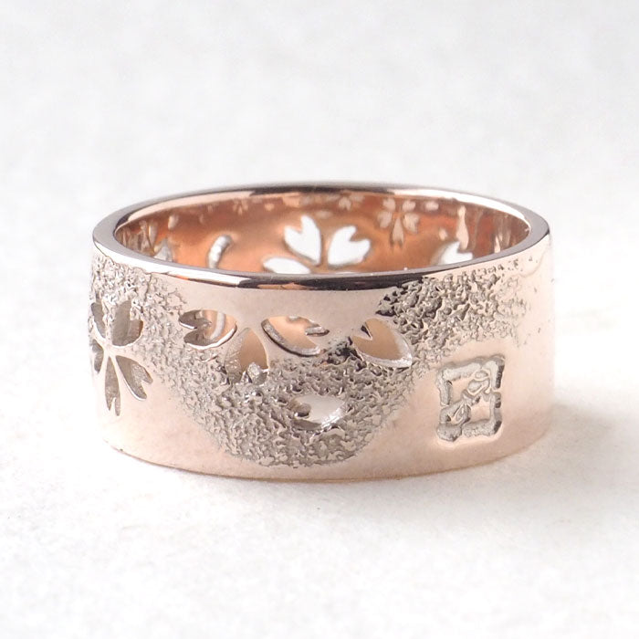 エス 和柄 アクセサリー 霞桜×猫 透かし彫リング 8mm幅 ピンクシルバー 白仕上げ レディース メンズ [S-Rn-P] ハンドメイド 手づくり ジュエリー 作家 三浦砂織