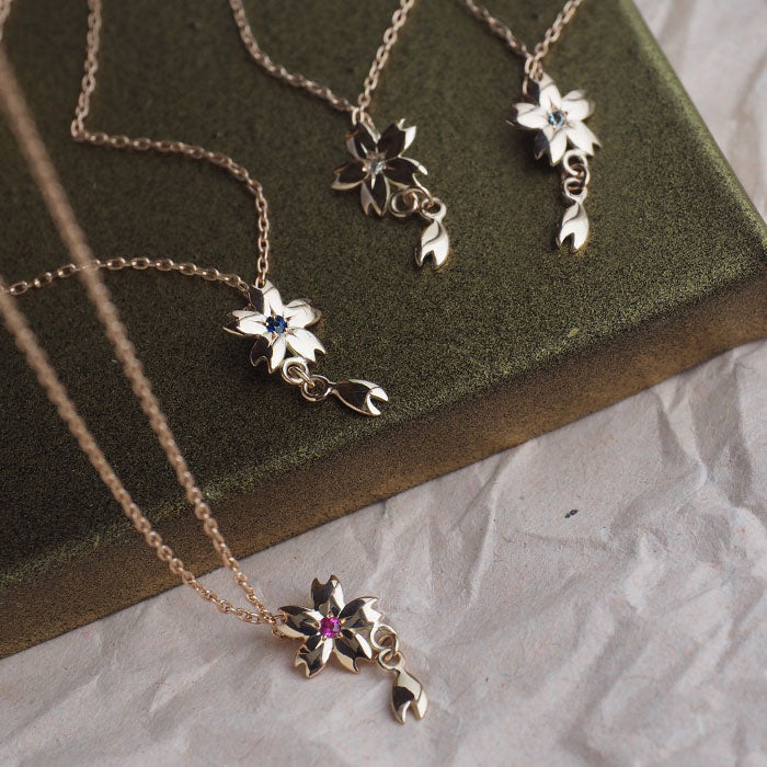 S Sakura Necklace 10K Pink Gold with Stones, Single Sakura [S-Ts1