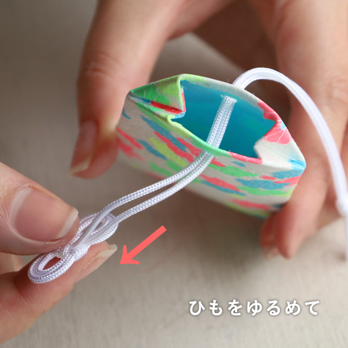 【4柄】尚雅堂 京友禅和紙 おみくじ袋 neon [SGD-OMKJ-NEON] 京都 京友禅 和文具 ブランド 神社 おみくじ収納 お守り キーホルダー