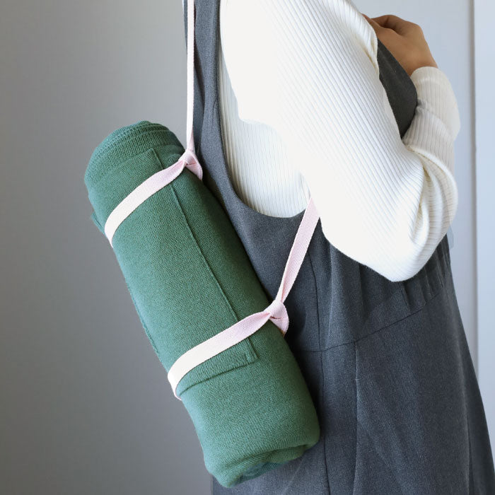 mino yoko-S Small Poncho Smooth Alpaca Large Cable Pattern Ladies [184-08-04] Niigata Prefecture Gosen City Gosen Knit Brand 