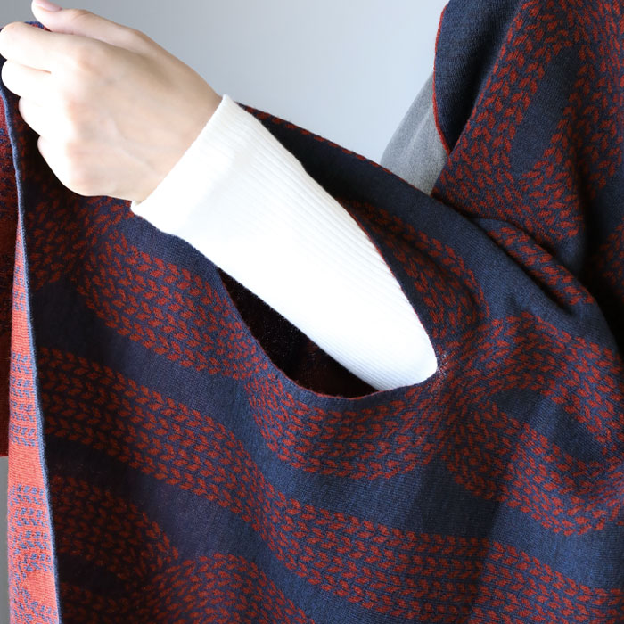 mino nico Stole Poncho Wool 100% Large Rope Pattern Ladies [214-04-05] Niigata Prefecture Gosen City Gosen Knit Brand