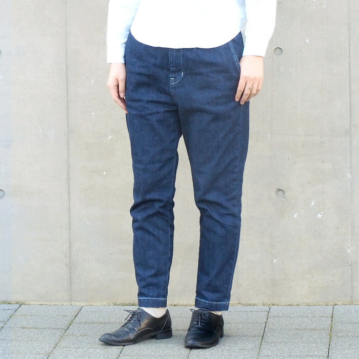 DEEP BLUE (deep blue) 10oz switching tapered denim pants Distressed processing [72822-2] Okayama Kurashiki Kojima jeans brand