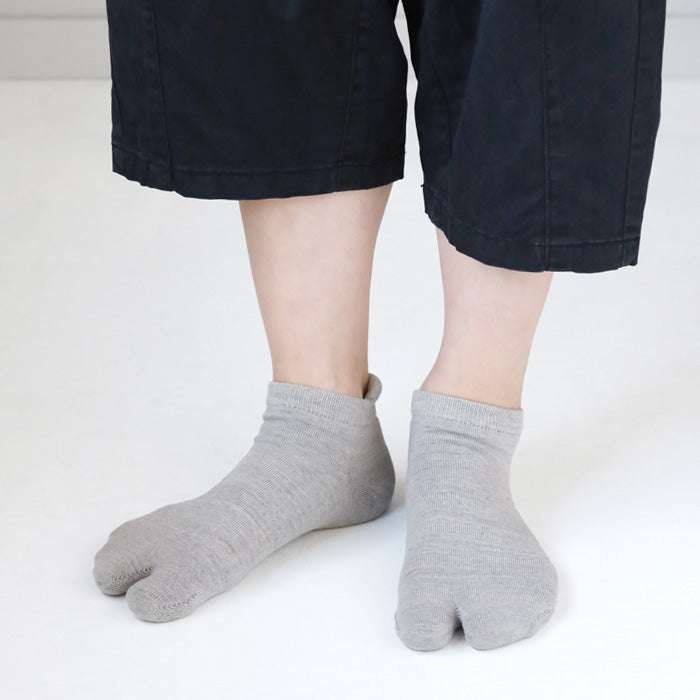 [2 colors] ORGANIC GARDEN Tabi type pile socks Ankle length Unbleached Gray Men's Women's Unisex [8-8282]