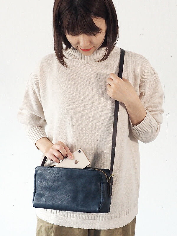 ANNAK（アナック） あおりポケット付き ショルダーバッグ 栃木レザー ウォッシュドレザー ネイビー [AK18TA-A0004-NVY]