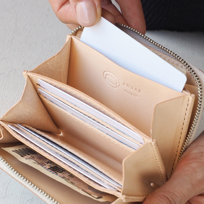 [You can store bills without folding them] ANNAK compact round zip wallet, genuine leather, pink silver [AK22TA-B0005-SLV]