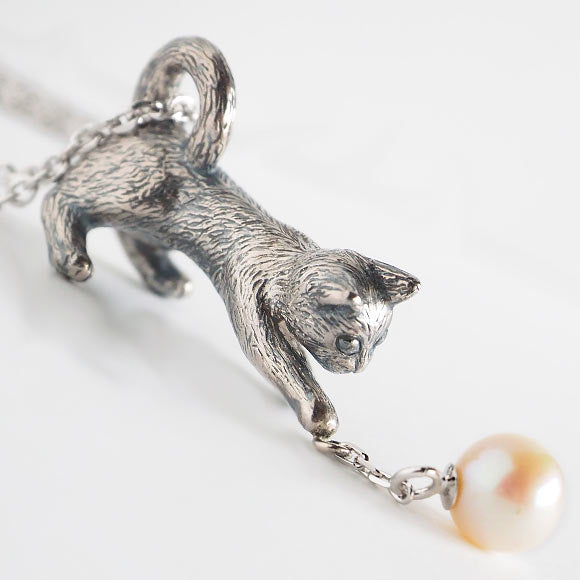 naturama pearl and cat necklace silver oxidized [AP58] 