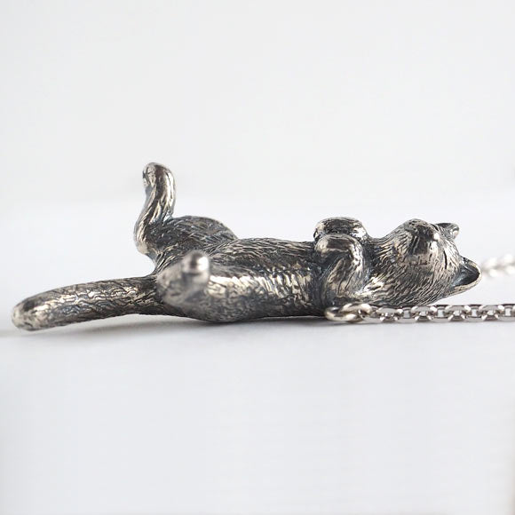 naturama(ナチュラマ) ごろん猫のネックレス シルバー いぶし [AP59]