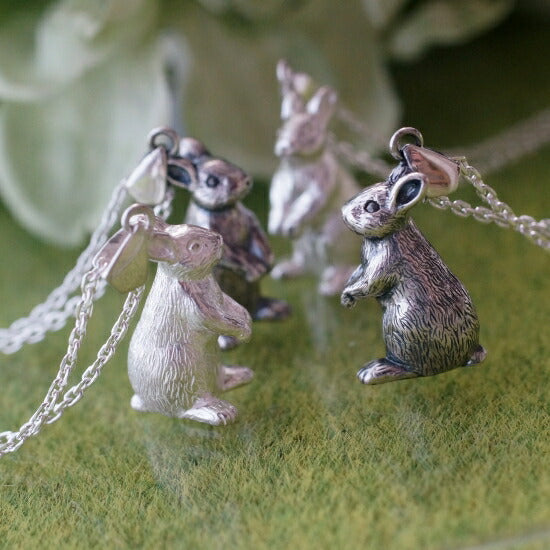 naturama(ナチュラマ)立ちうさぎペンダント シルバー [AP80]