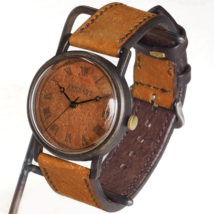 ARKRAFT 製表師 Hidekazu Araki 手工手錶 “Dennis Large” 皮革錶盤 羅馬數字 Pueblo Camel [AR-C-027] 