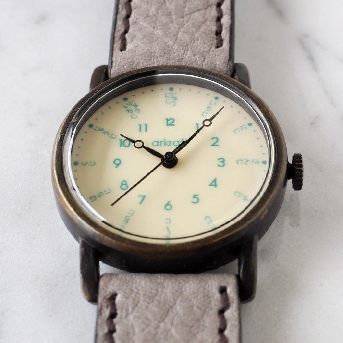 ARKRAFT Watch Artist Hidekazu Araki Hand Wristwatch “Mia Medium” Hiragana Dial Arabic Numeral Minerite Gray [AR-C-029] 