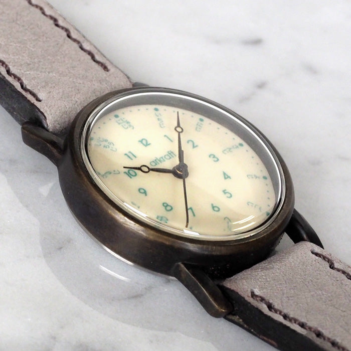 ARKRAFT Clock Writer Hidekazu Araki Hand Wristwatch “Mia Medium” Hiragana Dial Arabic Numeral Minerite Gray [AR-C-02 Product 9] 
