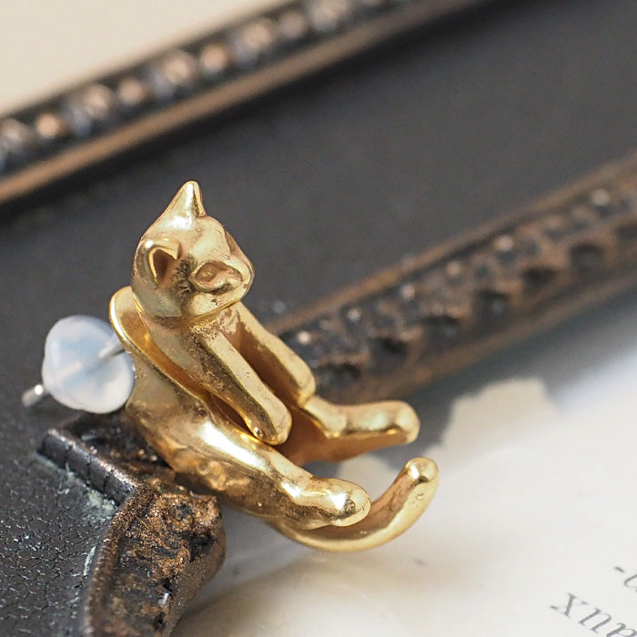 naturama Cat Earrings "Guri" Brass Antique Gold One Ear [AY12-A] 