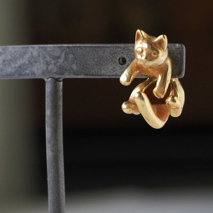 naturama Cat Earrings “Latu” Brass Antique Gold One Ear [AY13-A]