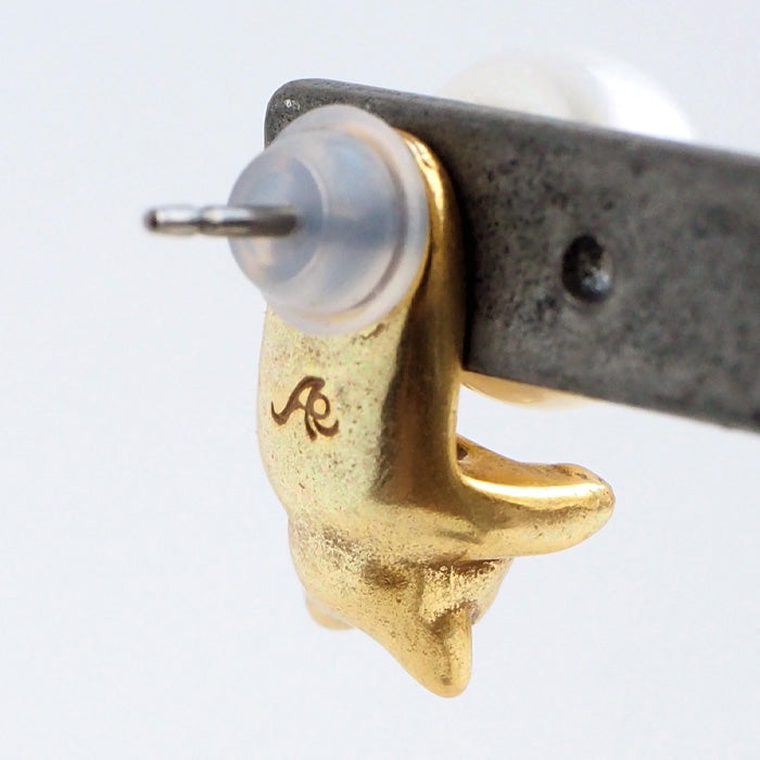 naturama Pearl and Cat Earrings Brass 18K Gold Coating Antique Processing One Ear [AY26] 