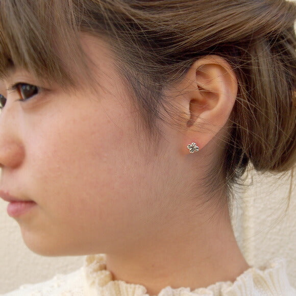 DECOvienya handmade accessories baby rabbit and clover earrings white both ears set [DE-053W] 