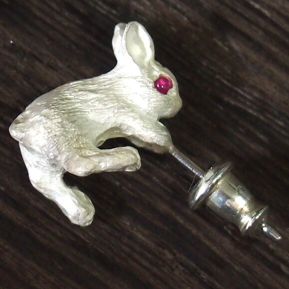 DECOvienya（デコヴィーニャ） 手作りアクセサリー ウサギのピアス ホワイト 片耳 [DE-100W]