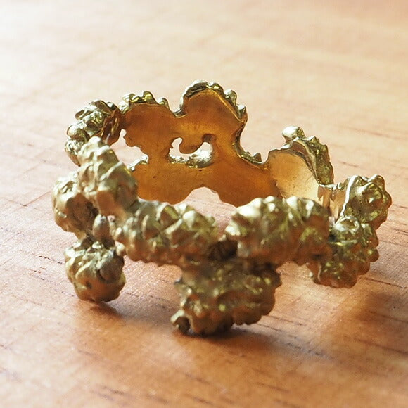 DECOvienya（デコヴィーニャ） 手作りアクセサリー 松ぼっくりリング 真鍮 [DE-104]