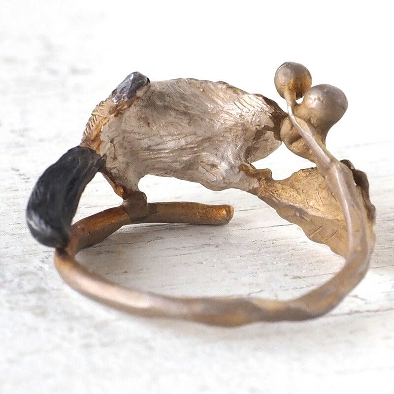 DECOvienya（デコヴィーニャ） 手作りアクセサリー モモンガ木の実リング シルバー [DE-153]