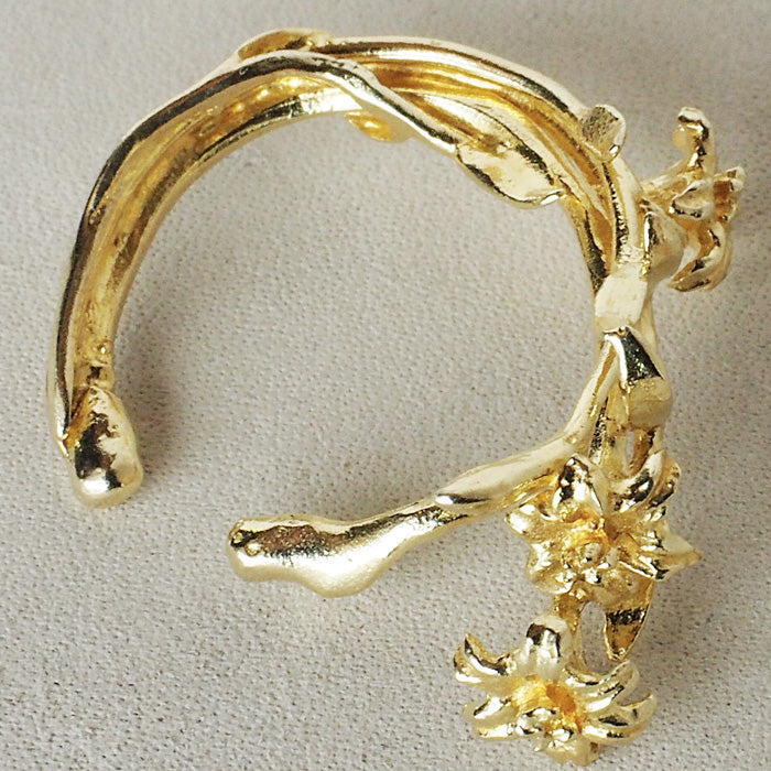 DECOvienya Handmade Accessories Lily Ear Cuff Brass Single Ear Ladies [DE-165G] 