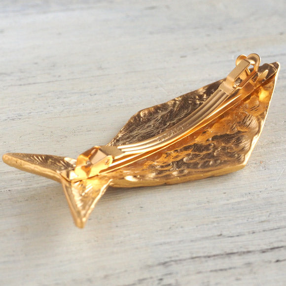 【2色】二月（ふたつき） おさかなバレッタ 18金メッキorロジウムメッキ [FT-FSB-001]